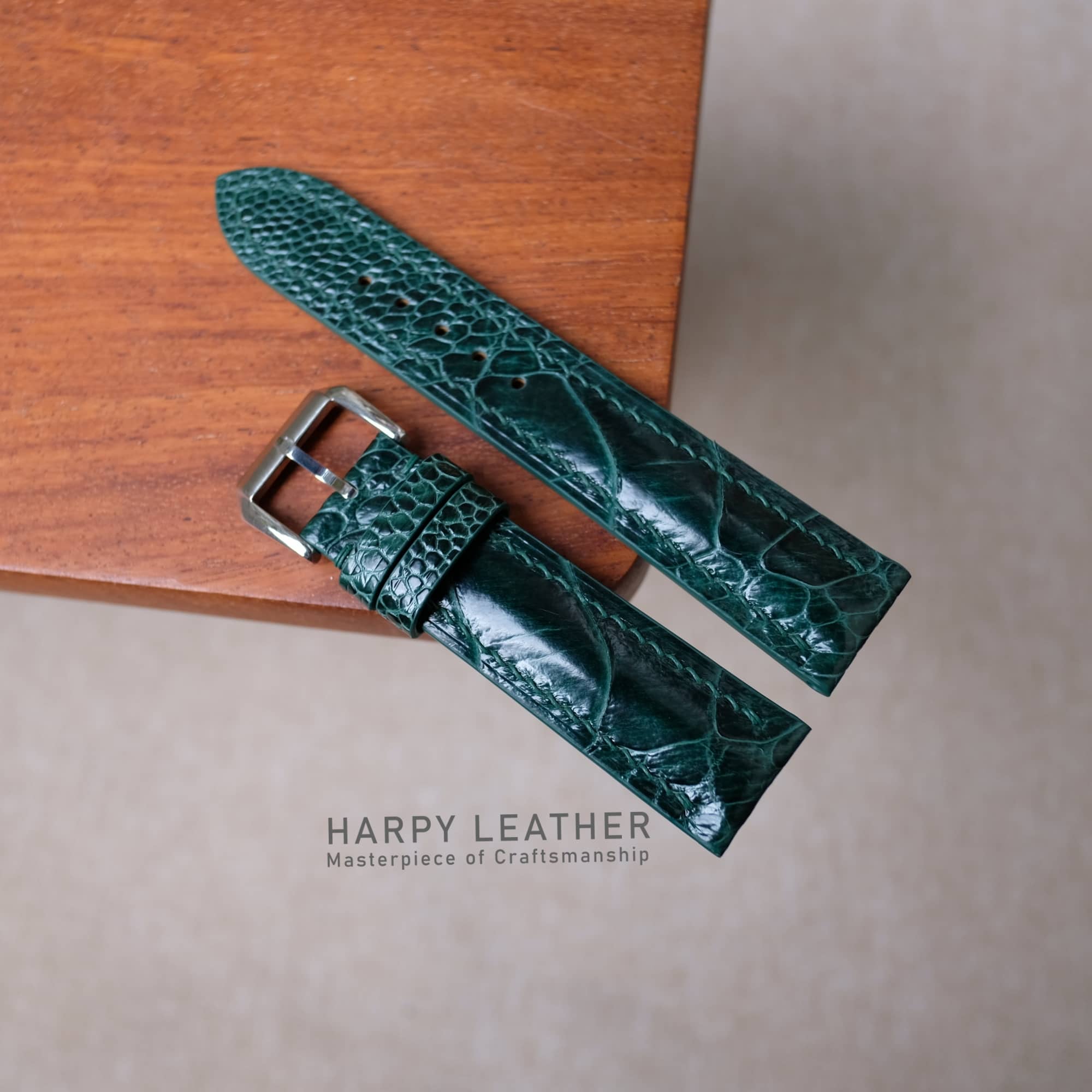 green watch strap green-watch-strap