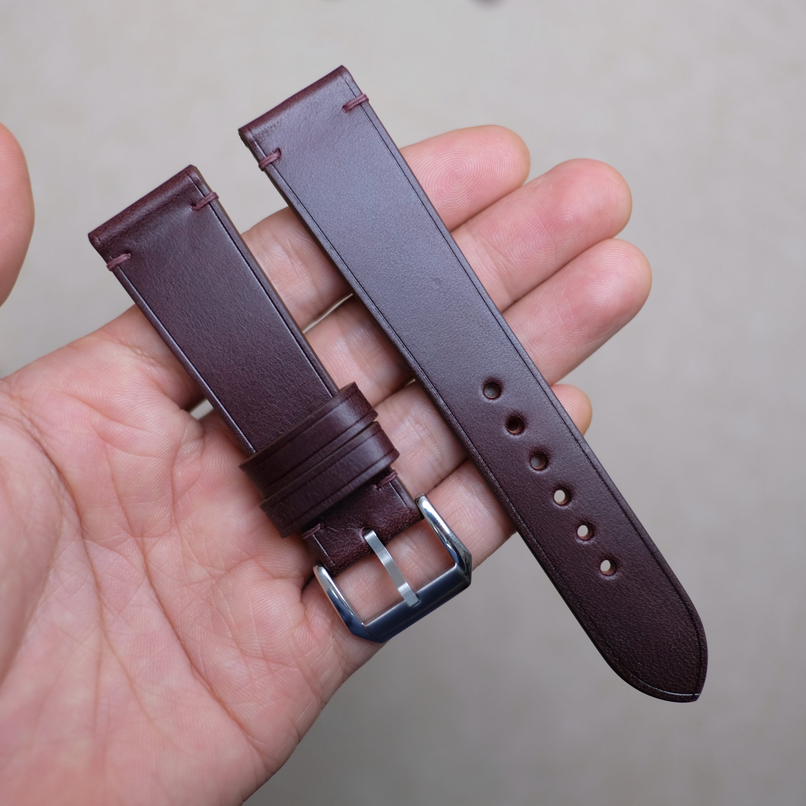 bordeaux-museum-slim-leather-watch-strap-1 bordeaux museum slim leather watch strap 1 scaled